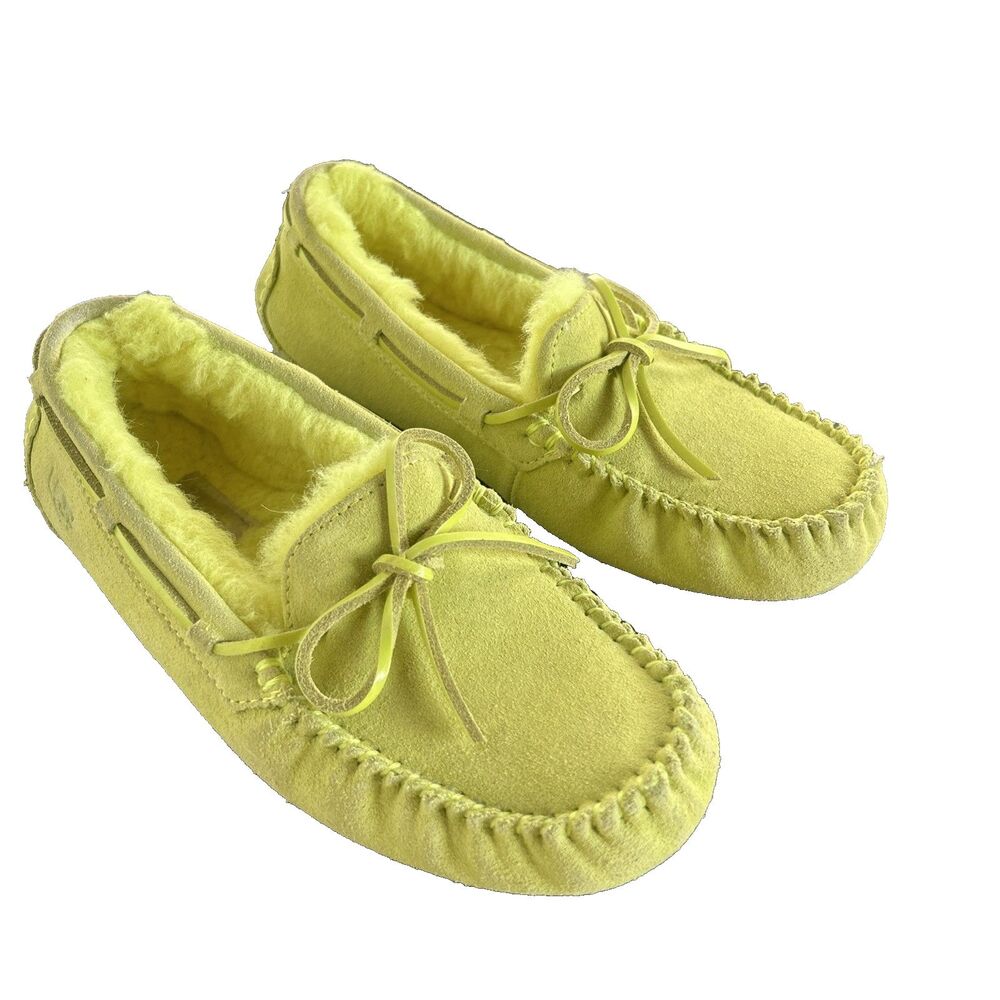 Ugg Dakota Ladies Cozy Suede Moccasin with Wool Blend Lining, Size 6  Color Lime